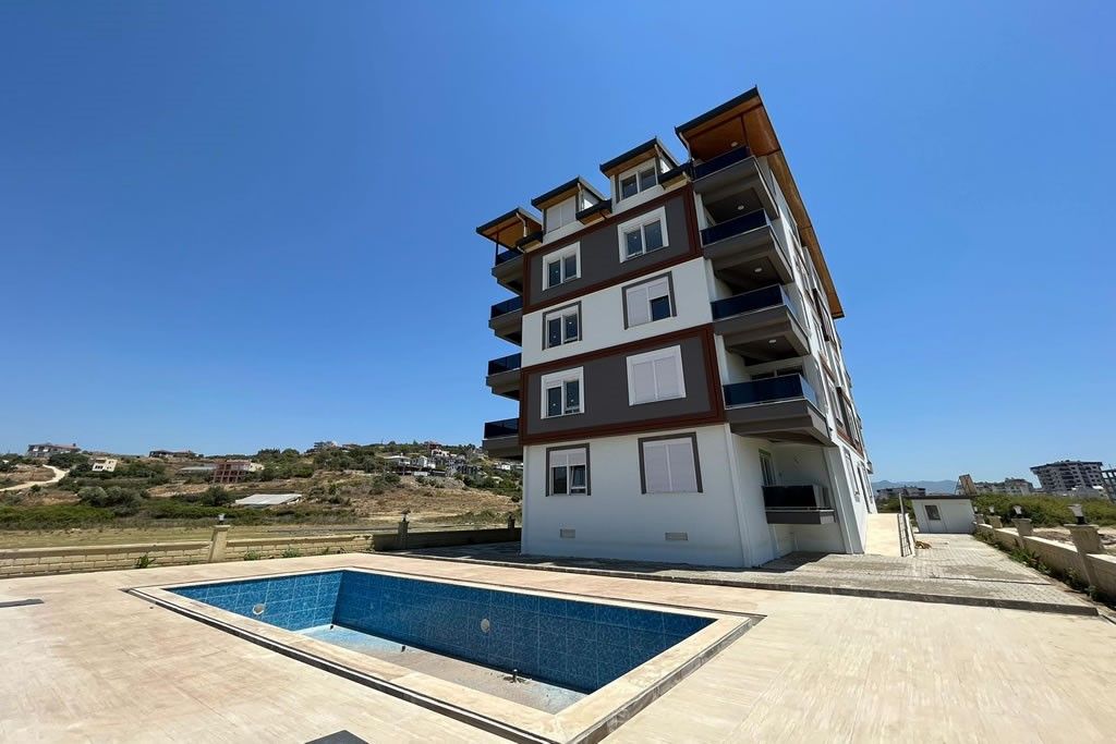 New 1+1 apartment in Gazipasa, 700 m from the beach