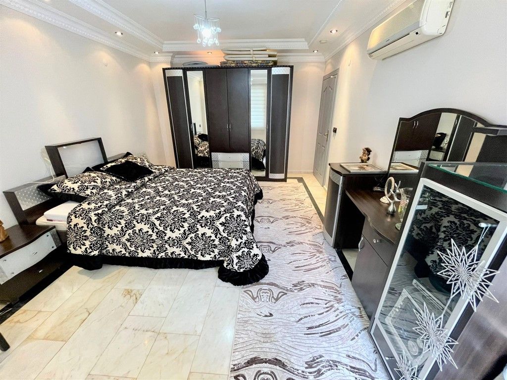 Apartment 2+1 in a good location - Oba district, Alanya