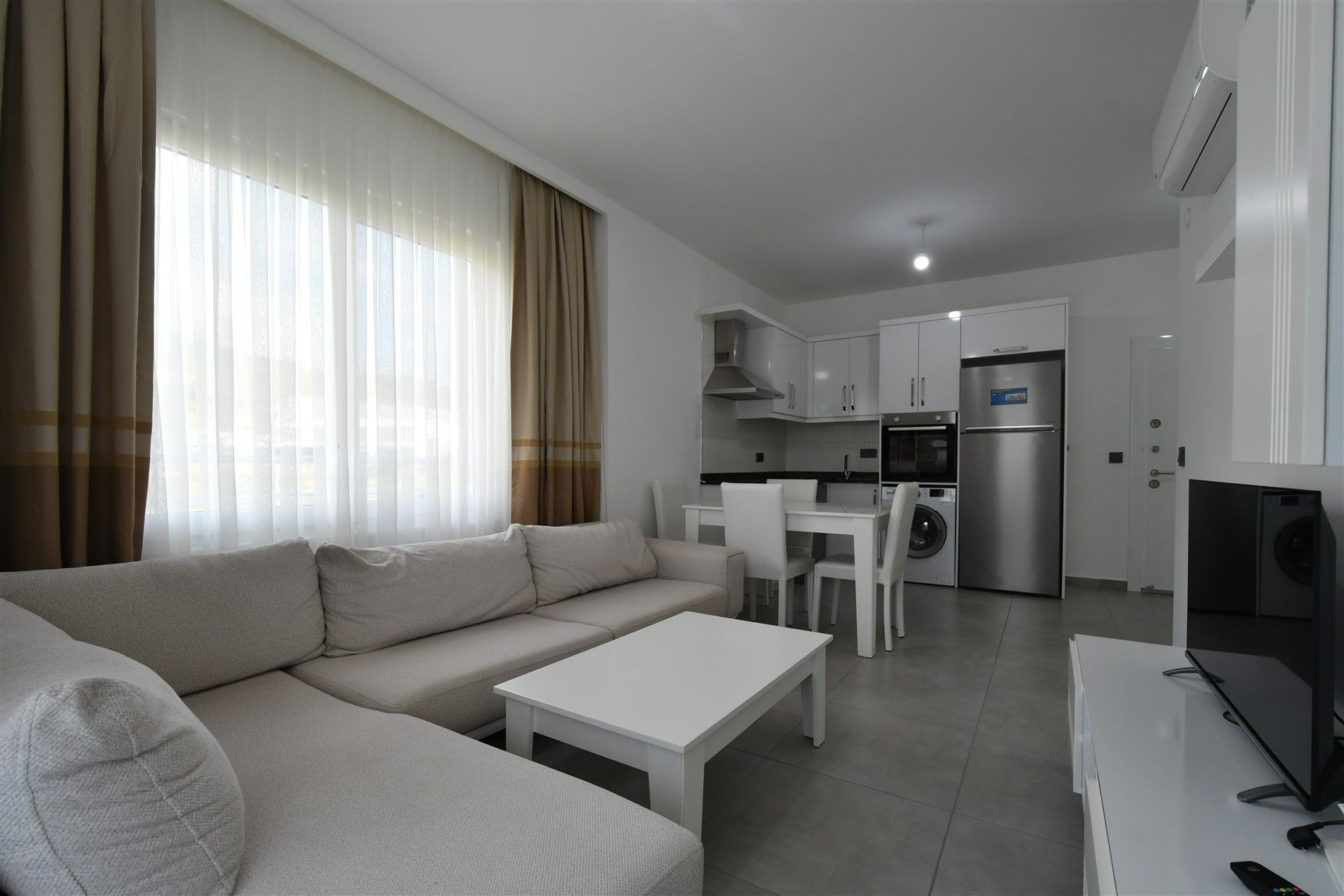 Furnished apartment in an excellent location - popular Mahmutlar district