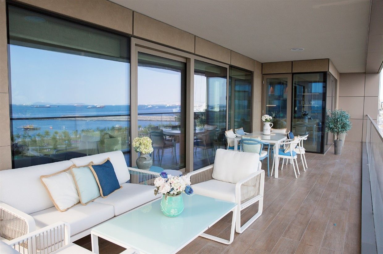 Premium residential complex with panoramic views of the Marmara Sea