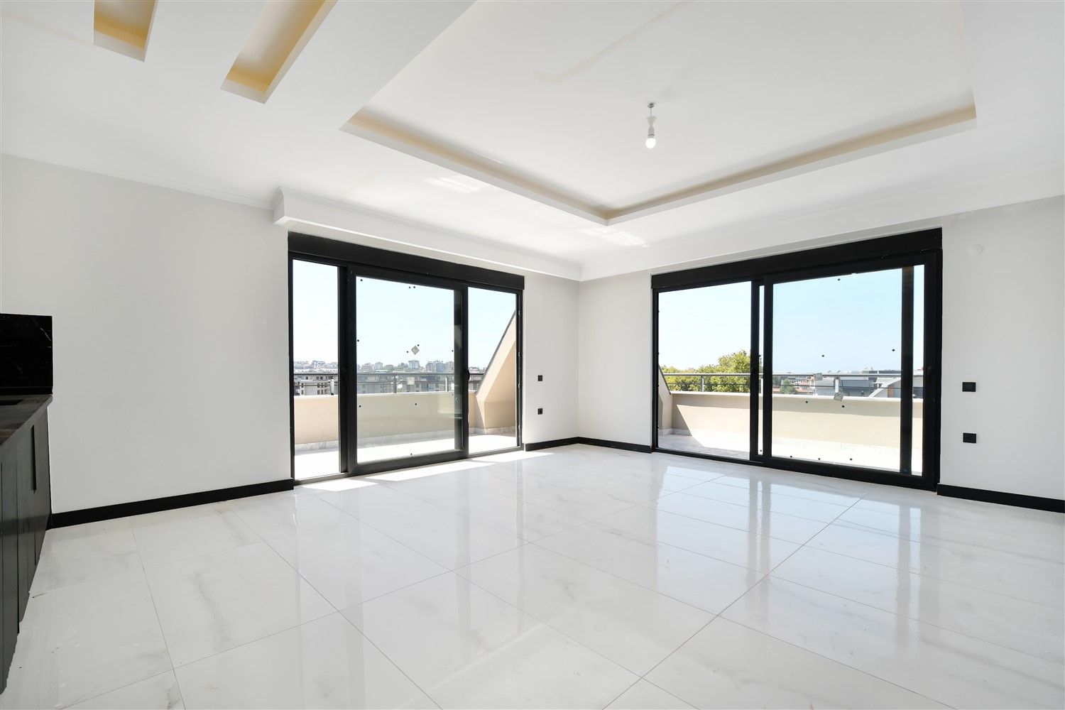 Ters duplex 3+1 in a new complex, Oba - Alanya