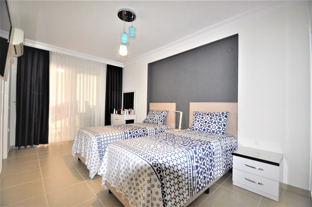 Apartment in popular district Mahmutlar