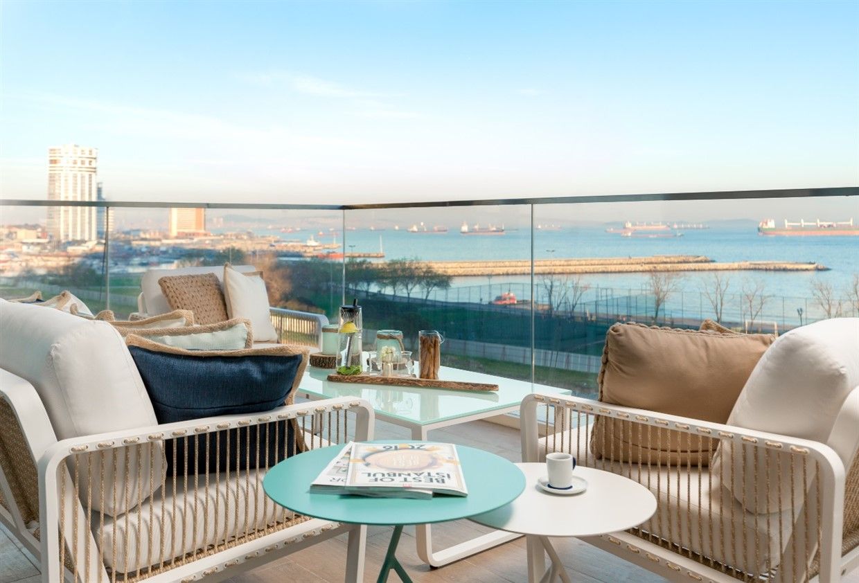 Premium residential complex with panoramic views of the Marmara Sea