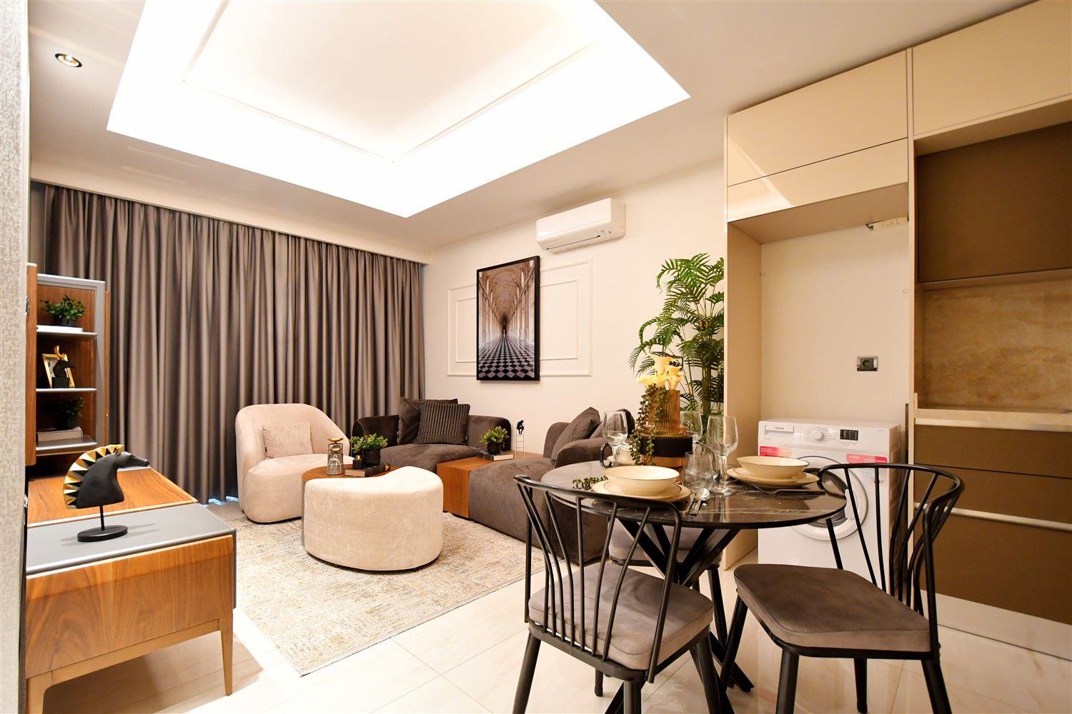 Apartment 2+1 with designer interior in a premium residence