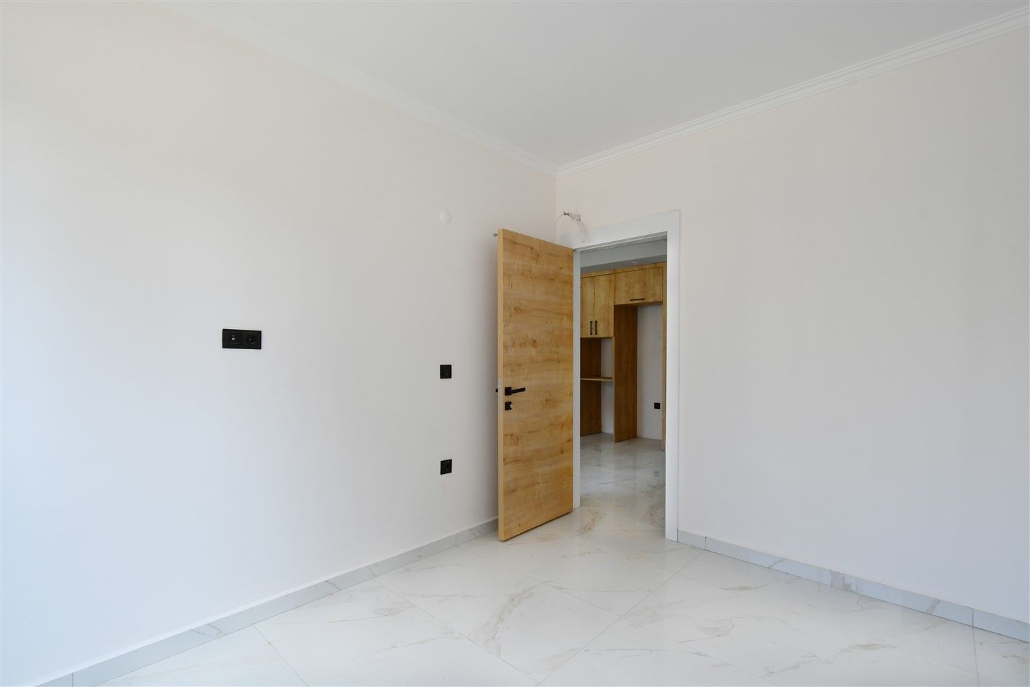 New 1+1 apartment in a new building - picturesque Avsallar area