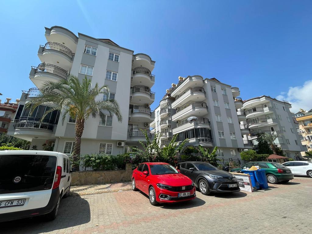 Apartment 2+1 in 350 meters from the beach in popular district Oba