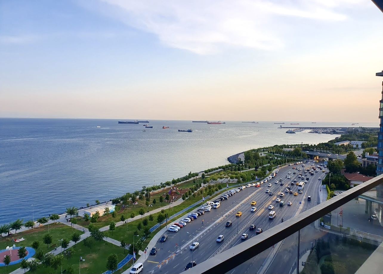 Premium residential complex with panoramic views of the Marmara Sea