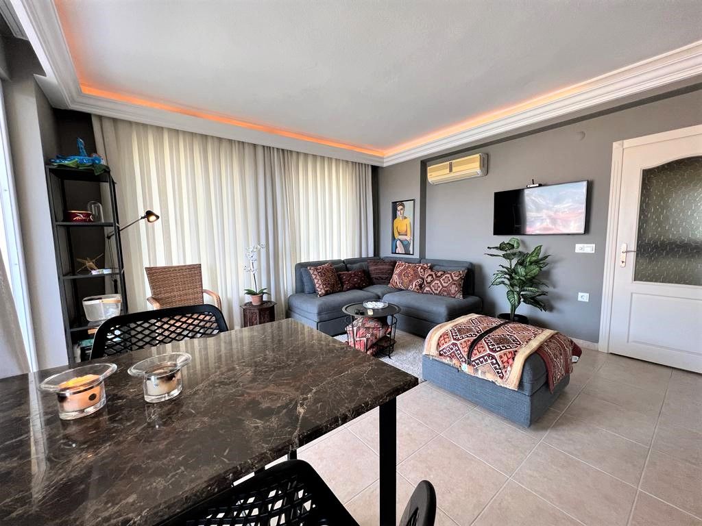 Furnished 1+1 apartment in the center of Alanya city