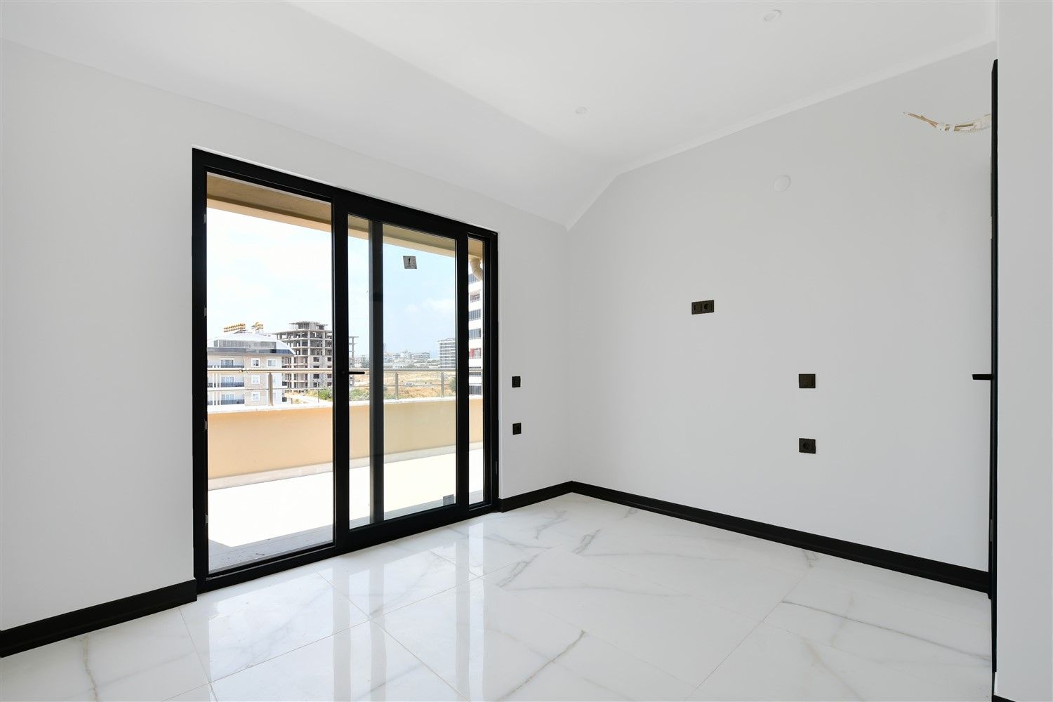 Duplexes 2+1 in a new building, Payallar area - Alanya