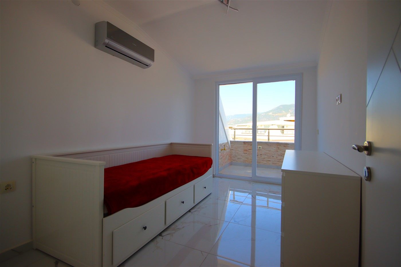Furnished penthouse 2+1 in Oba - Alanya