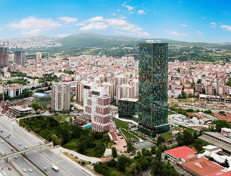 Ready for living apartments in district with picturesque nature - Kartal