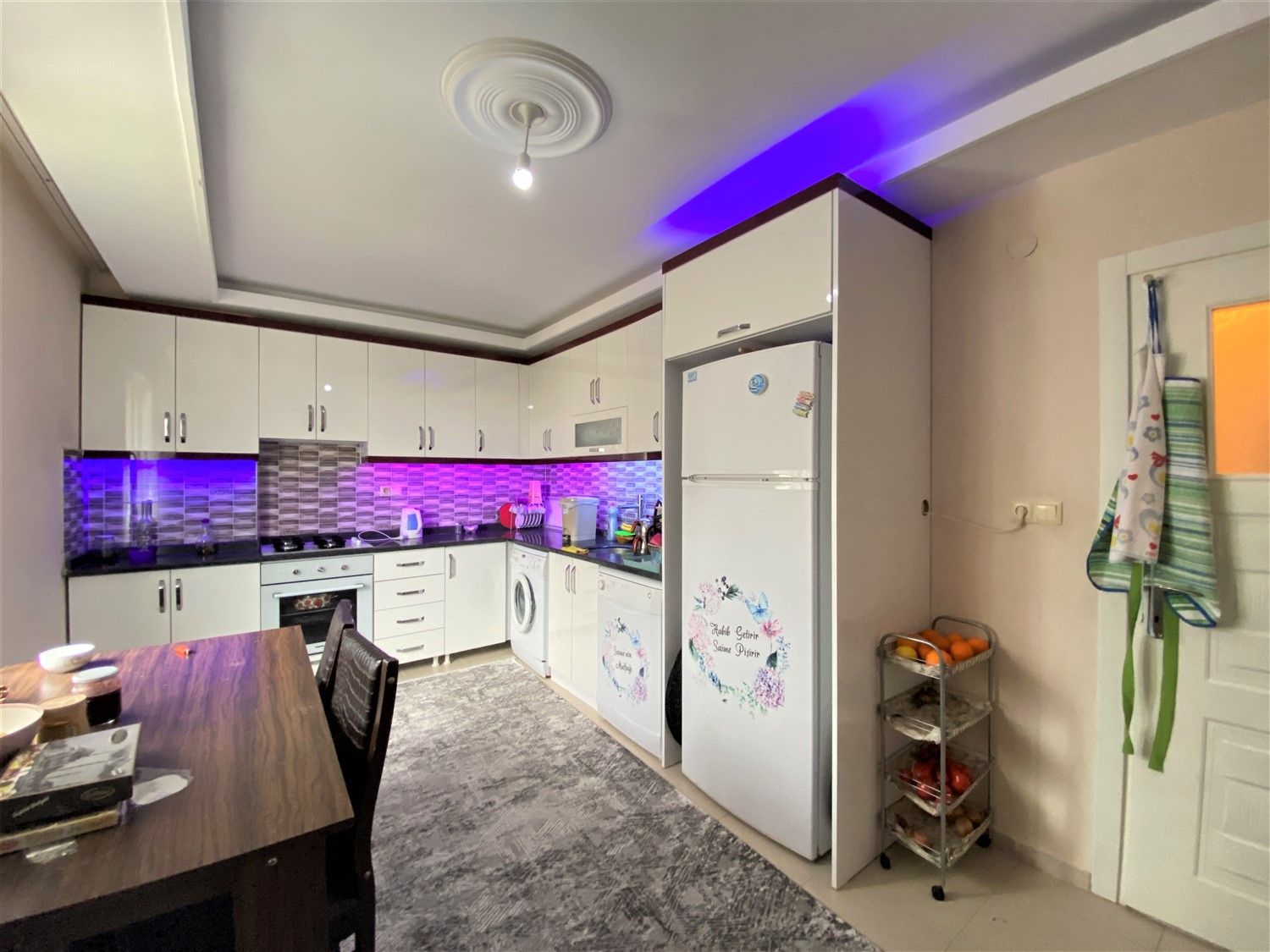 Spacious apartments with separate kitchen at attractive price