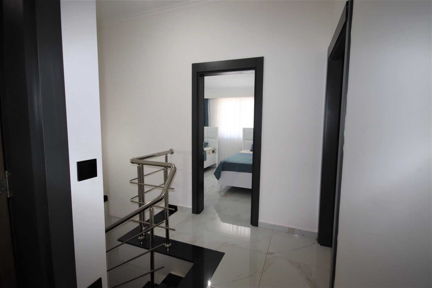 Furnished penthouse 2+1 in new residential complex - Oba district