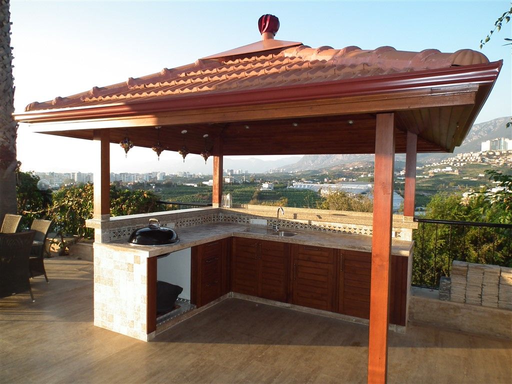 Villa in the picturesque area of Kargicak