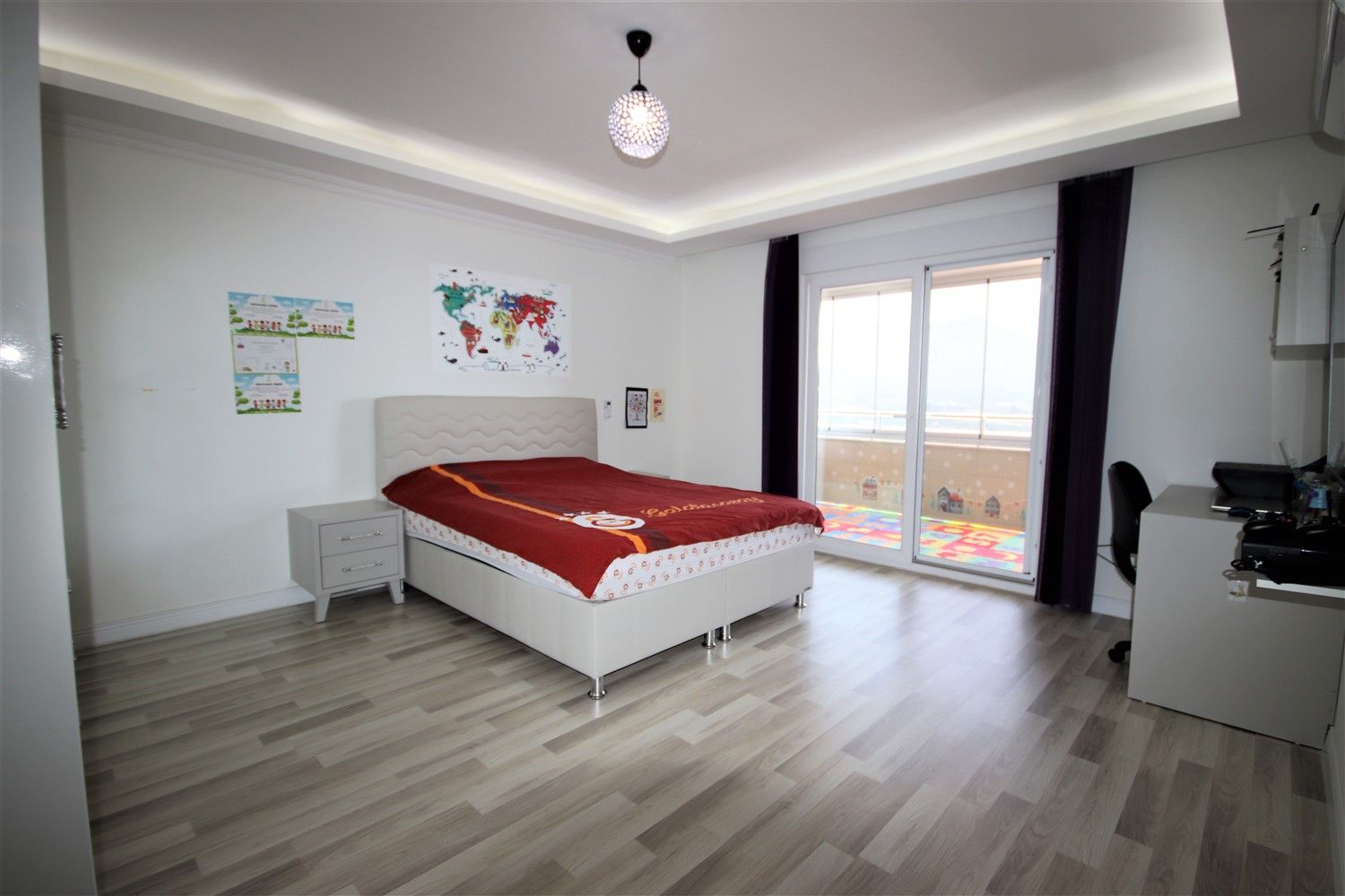 Large duplex apartment in Ciplakli distrift, Alanya