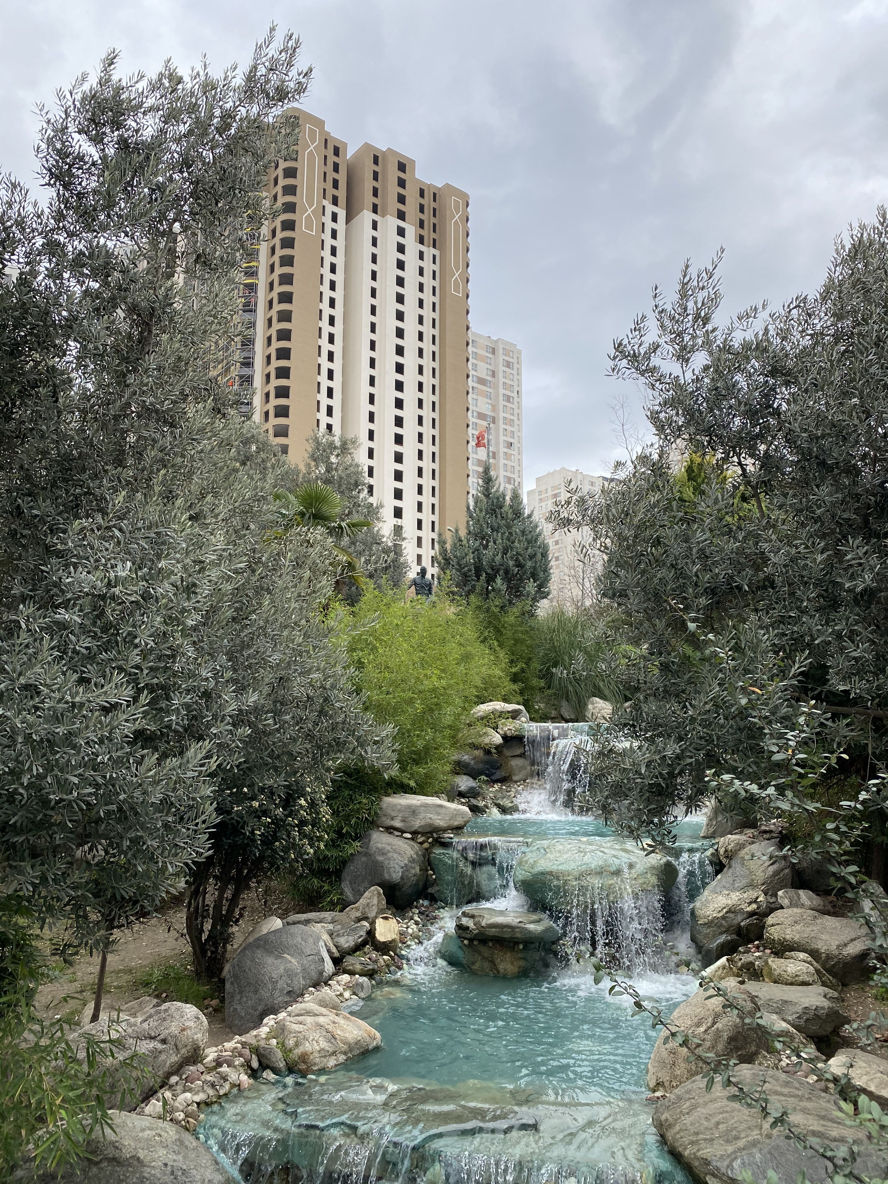 Ready for living apartments in new complex, Esenyurt district