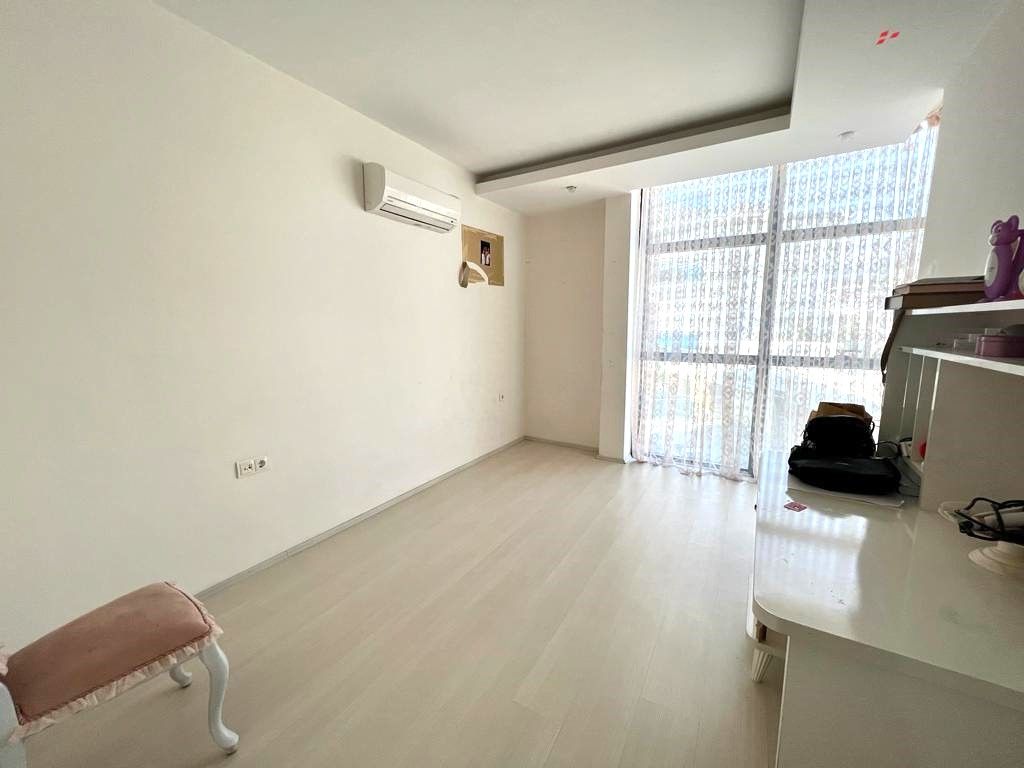 Apartment 3+1 with separate kitchen in respectable residential complex