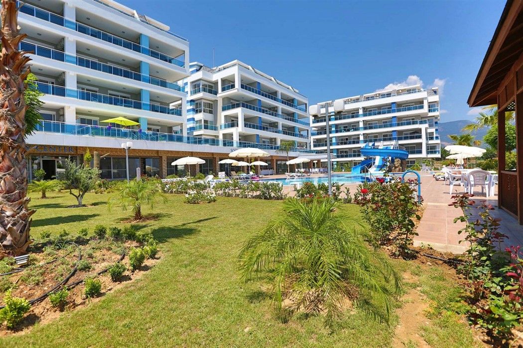 Spacious penthouse 3+1 in complex with infrastructure - Oba district, Alanya