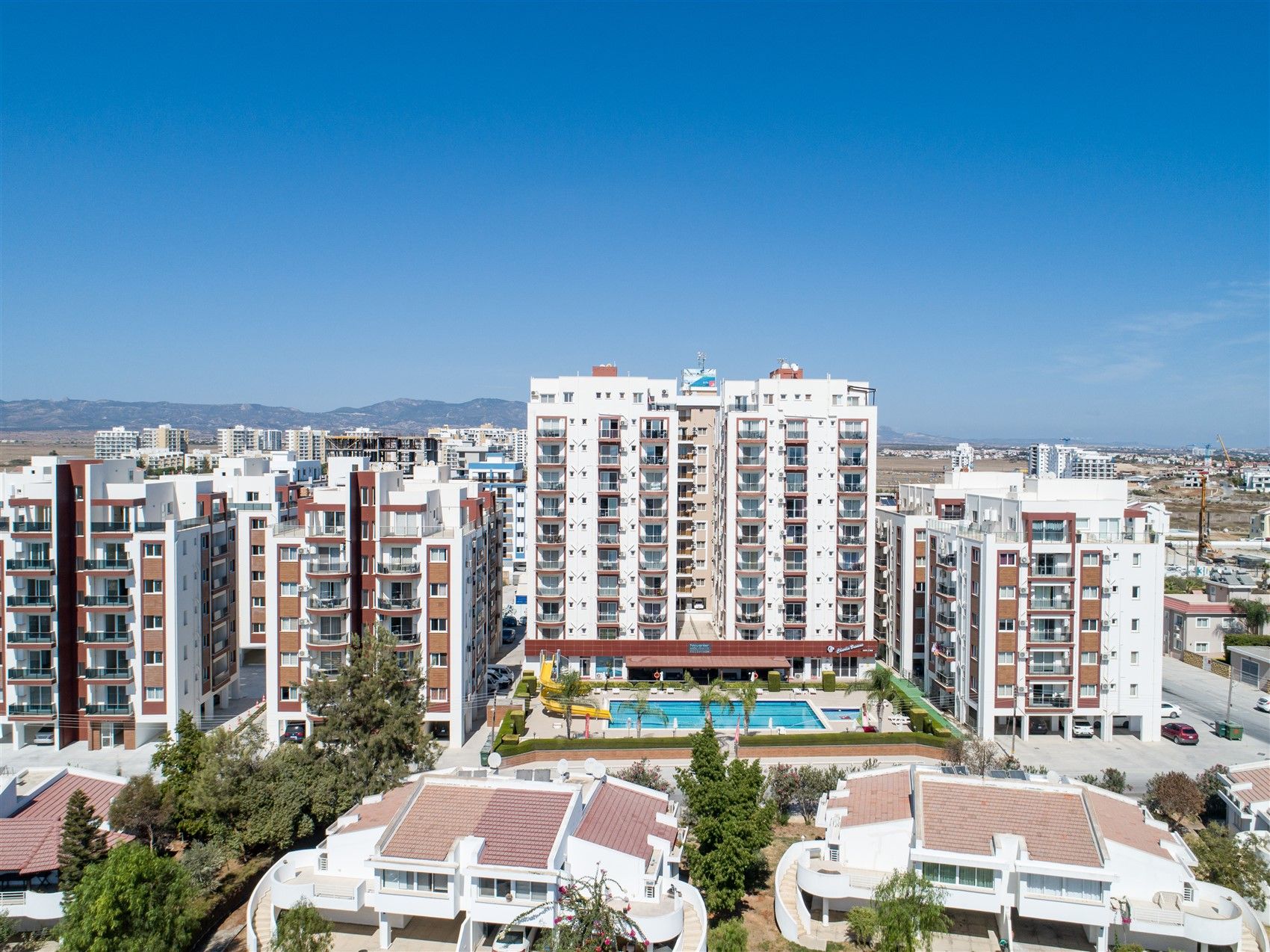 Ready-made residential complex of luxury apartments in 200 m from the Long Beach