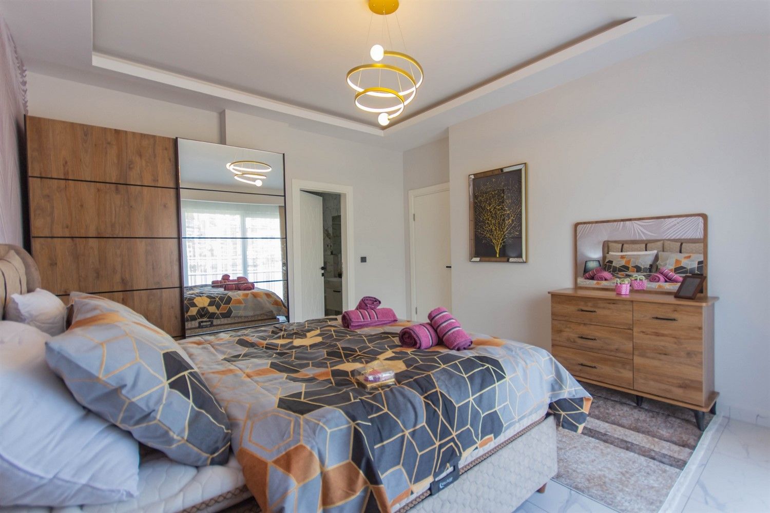 Stylish penthouse 4 + 1 in a new complex - Demirtas district