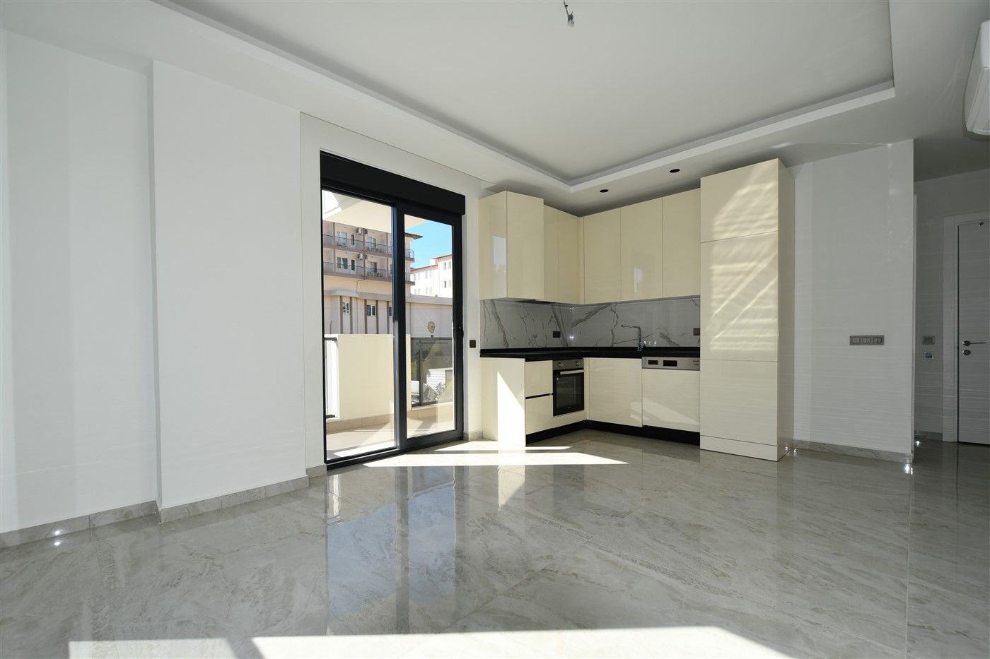 Apartment 2+1 in a respectable residenсe - the center of Alanya