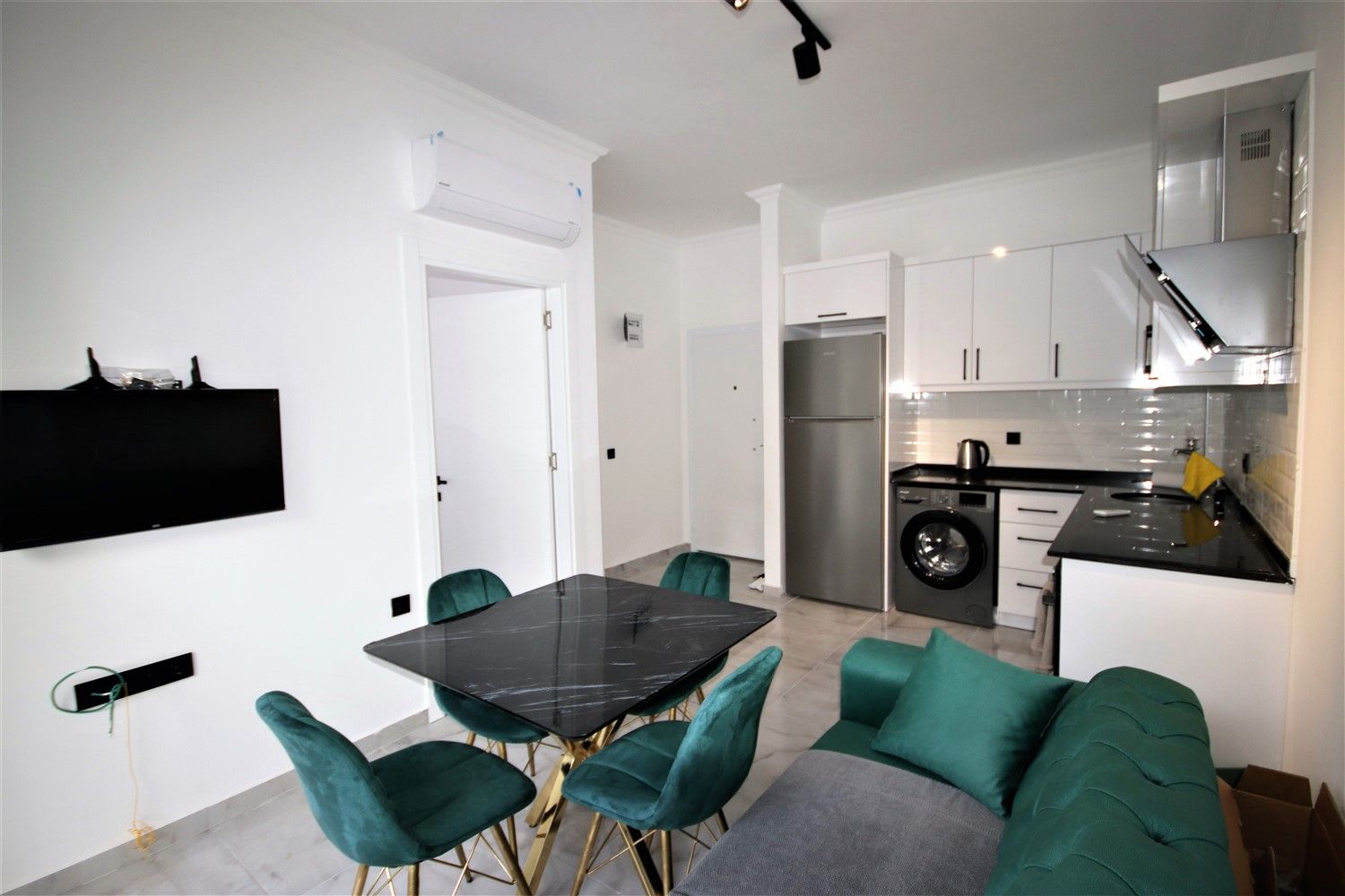 Furnished apartment 1+1 in Avsallar - Alanya