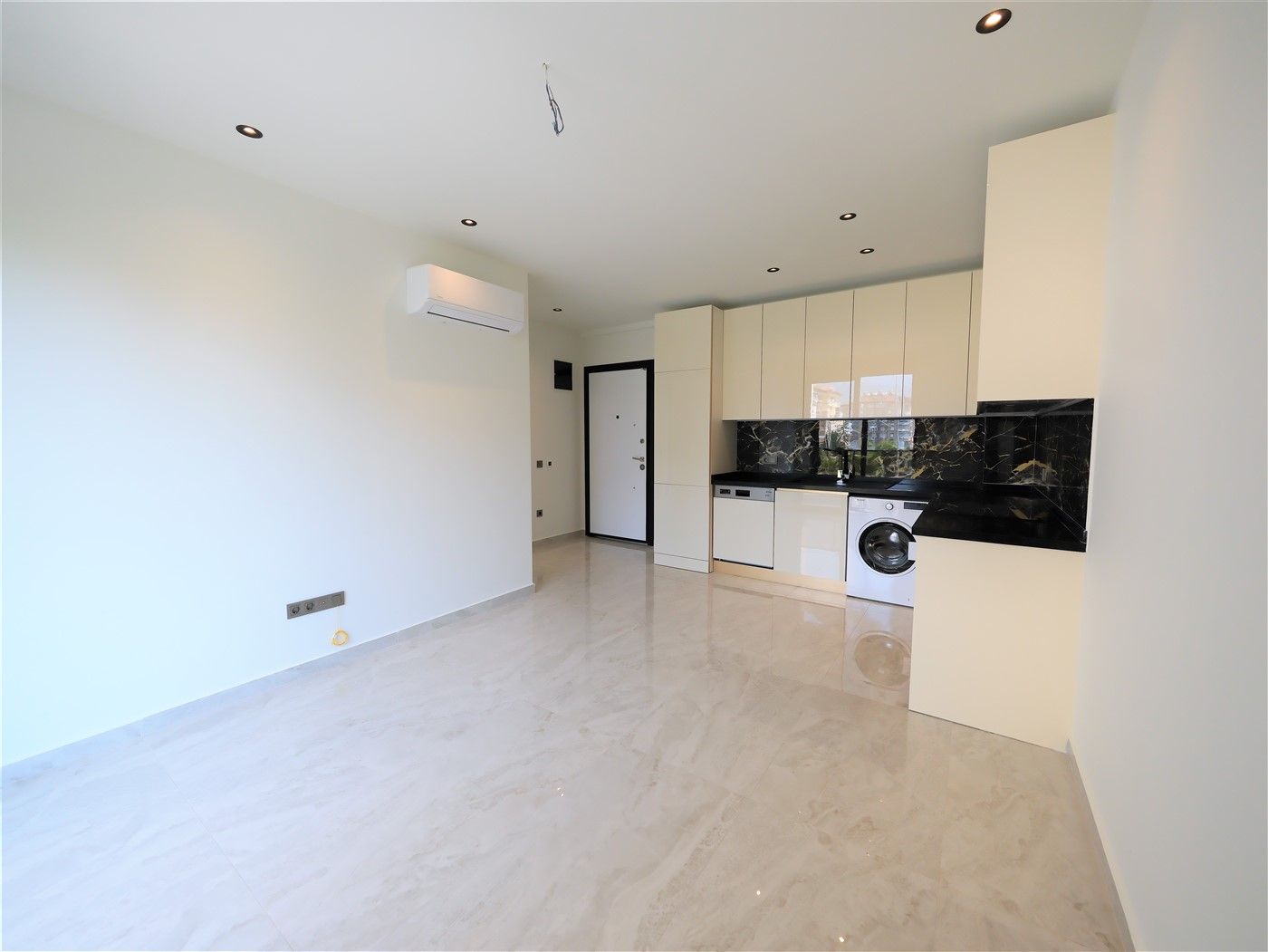Stylish 1+1 apartment in new building - Oba district, Alanya