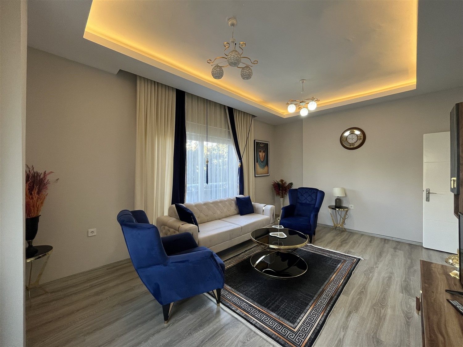 2 bedrooms furnished apartment in a new building, Demirtash district