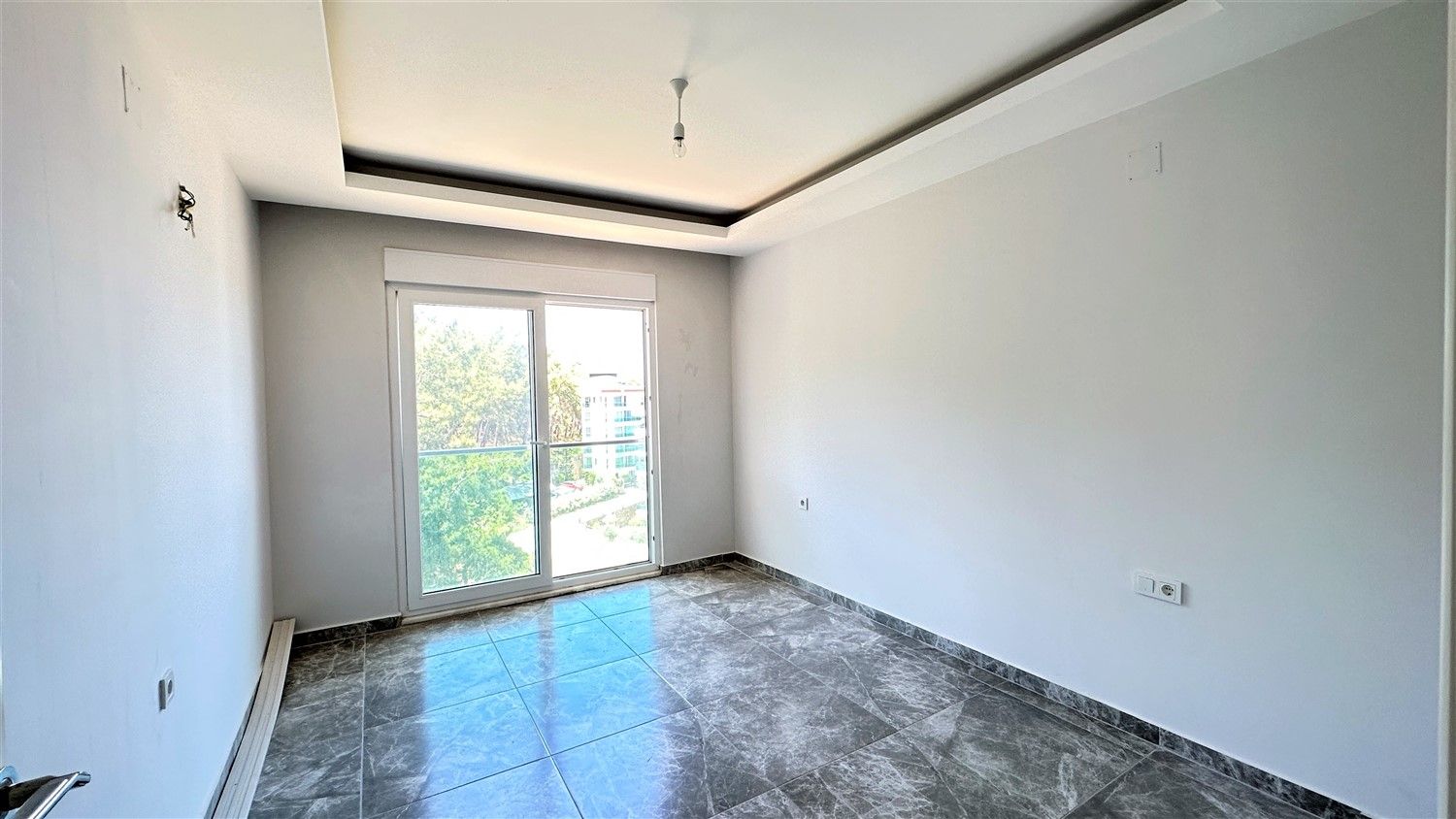 Apartment 1+1 in 300 m from the sea in Kargıcak district