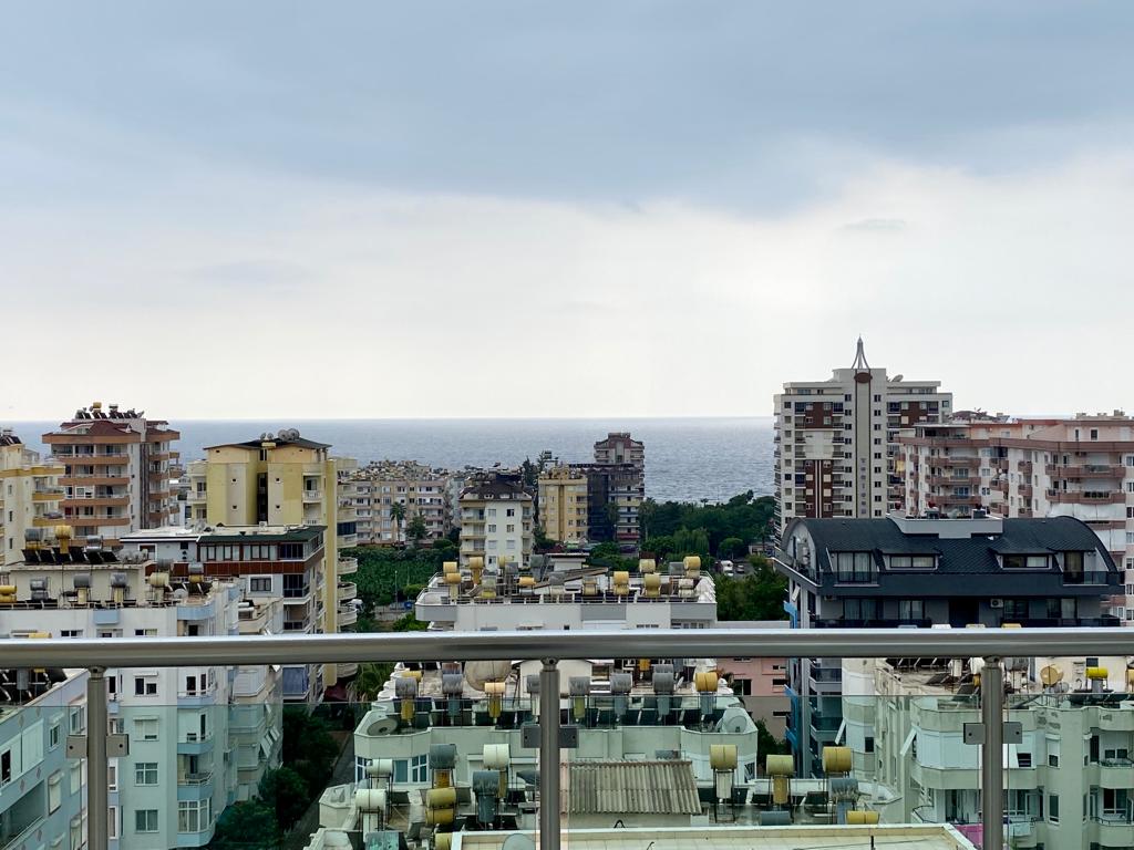 Apartment in popular district Mahmutlar