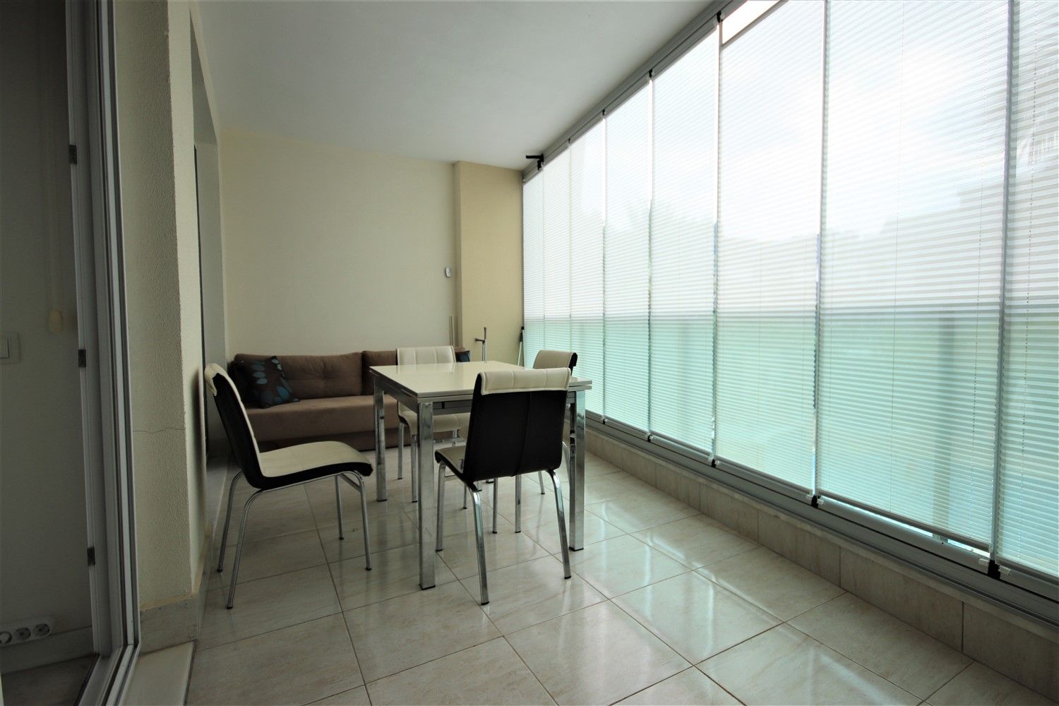 Furnished apartment 1+1 in respectable complex