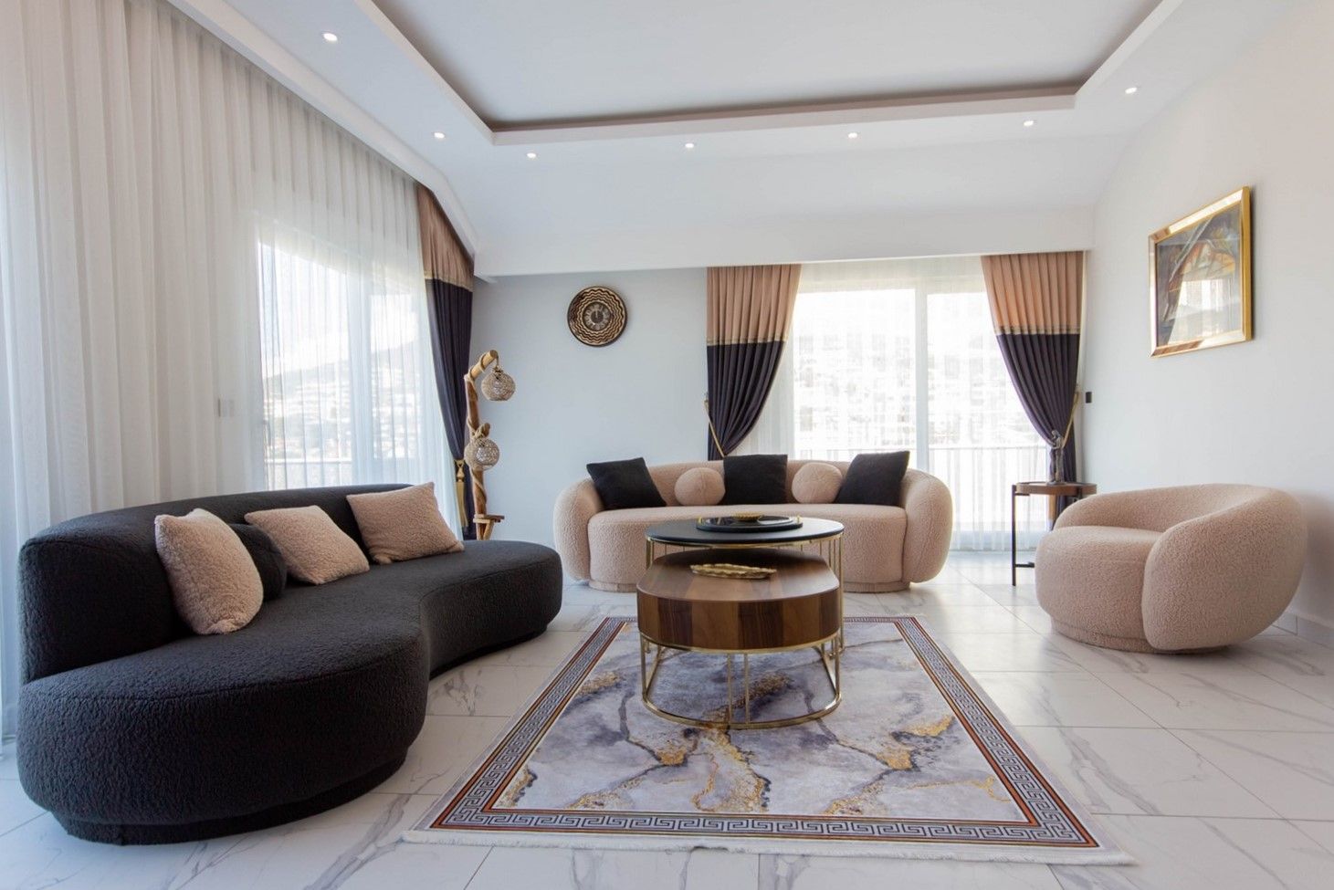 Stylish penthouse 4 + 1 in a new complex - Demirtas district