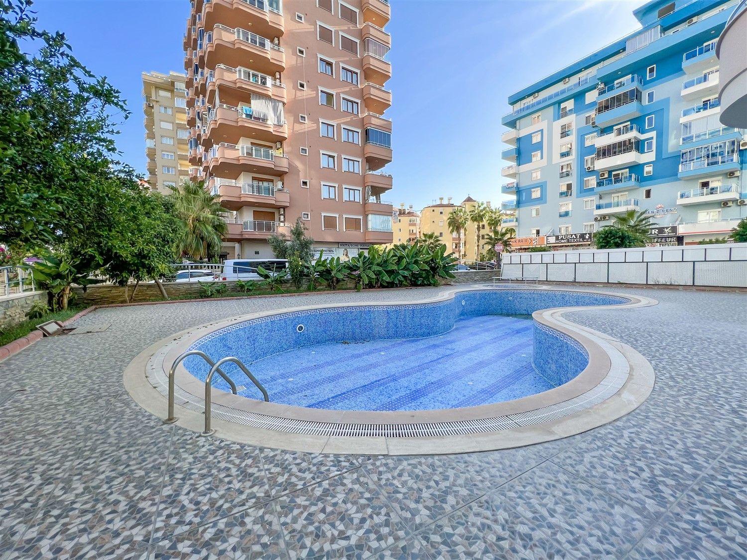 Sea view apartment 2+1 in popular district of Alanya - Mahmutlar