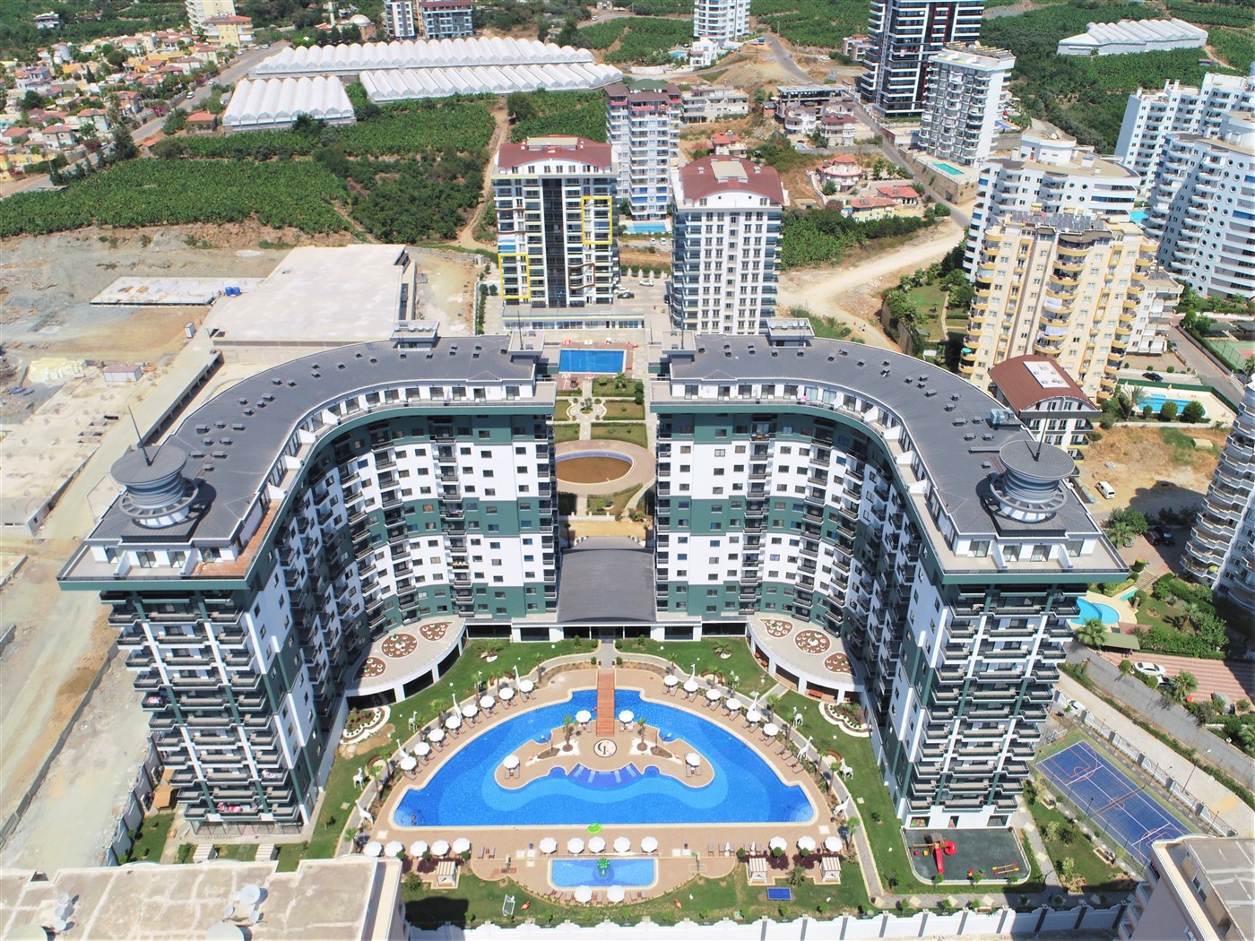 Ready-to-move-in furnished 1+1 apartment in the Mahmutlar area