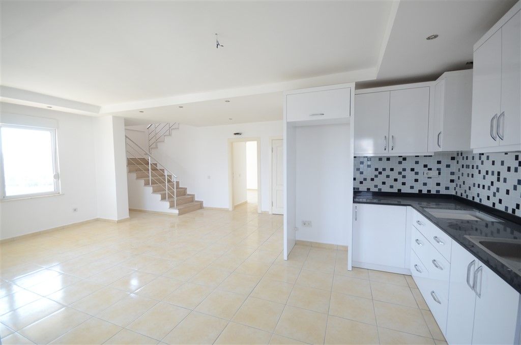 Spacious duplex in a good location - Oba district, Alanya