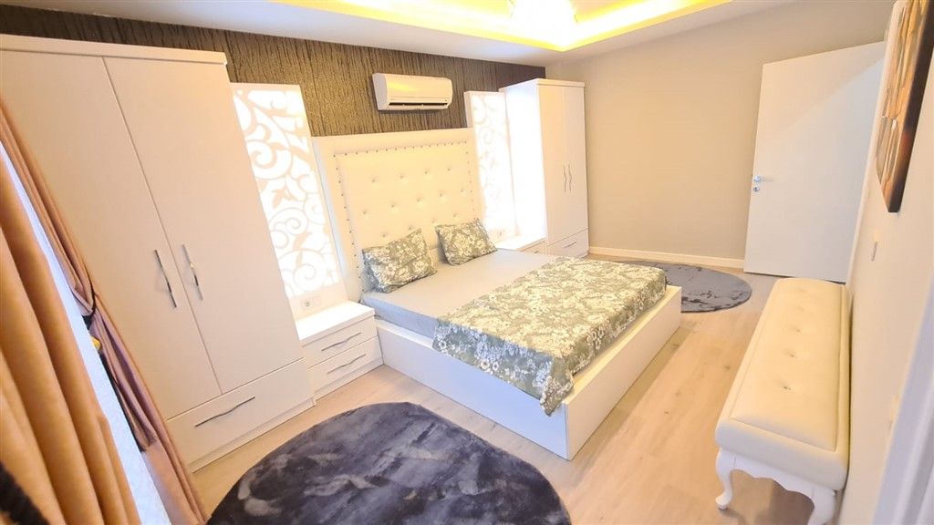 Apartment in popular district Mahmutlar