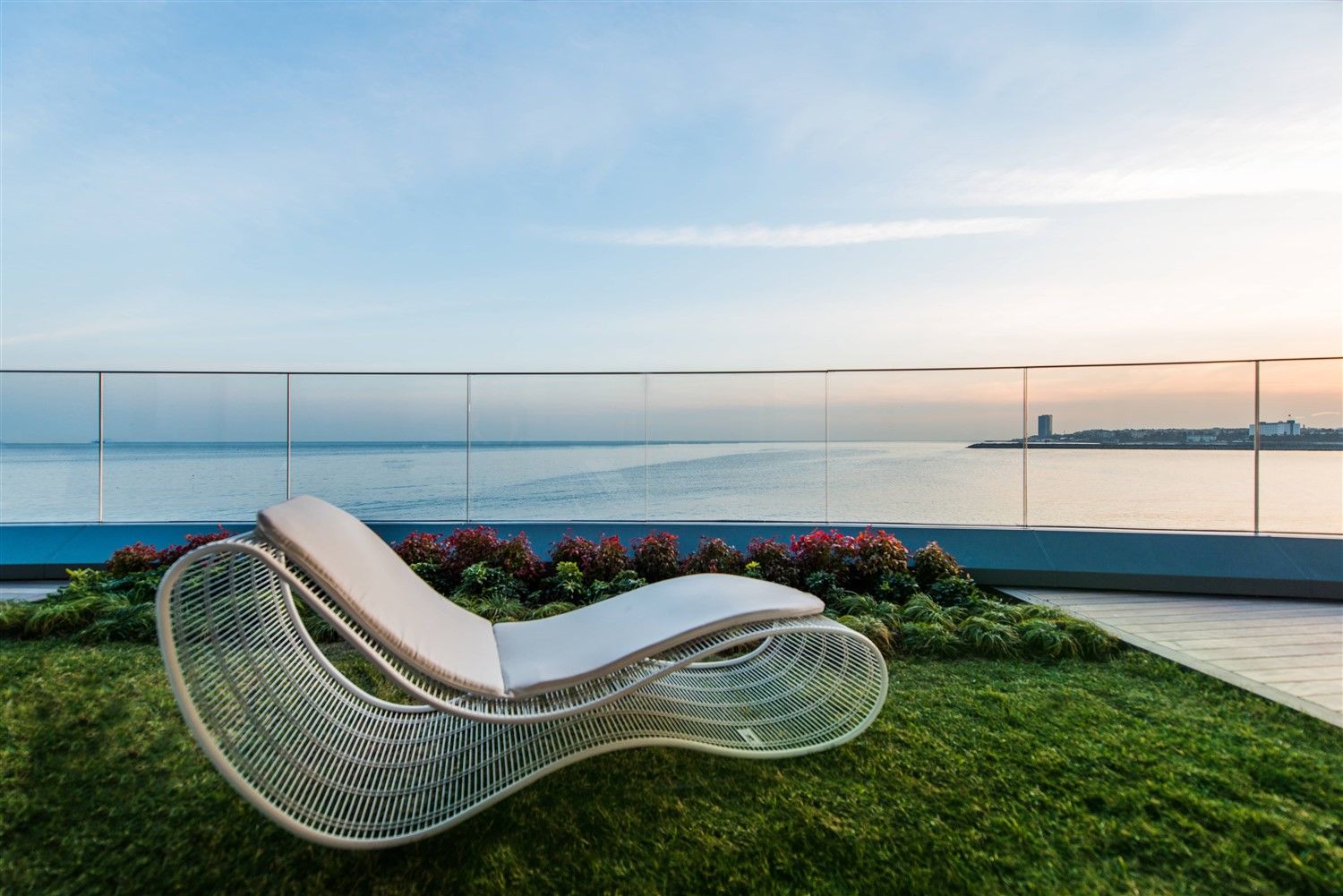 Luxury apartments with panoramic views of the Marmara Sea