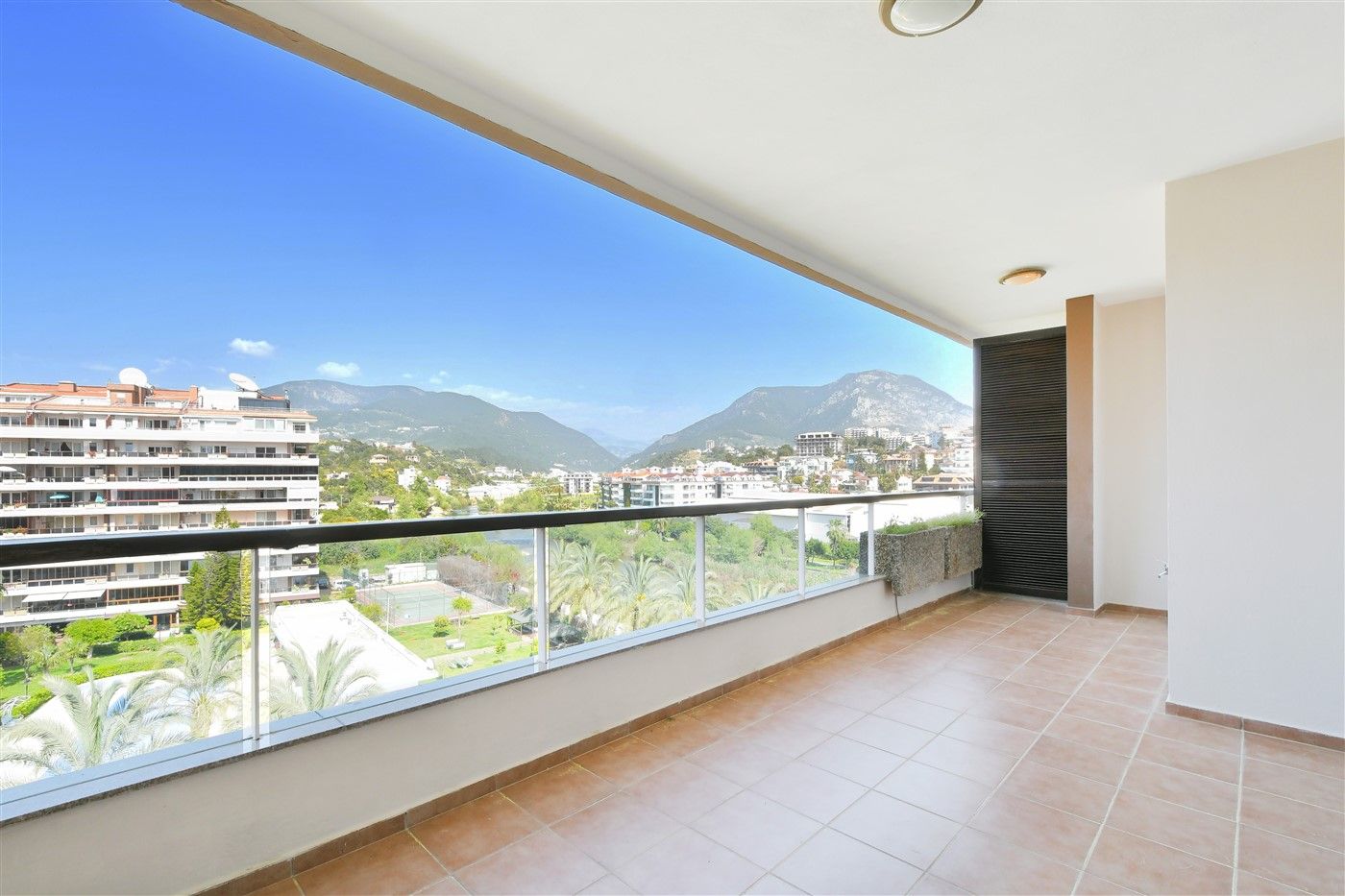 Furnished apartment 2+1 with stunning mountains and river views
