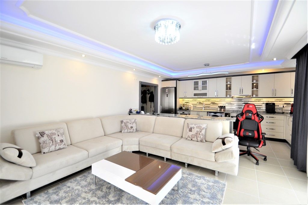 Apartment in popular district Mahmutlar