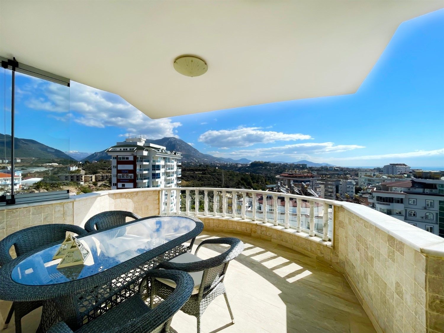 Spacious penthouse 3+1 in Tosmur district - Alanya