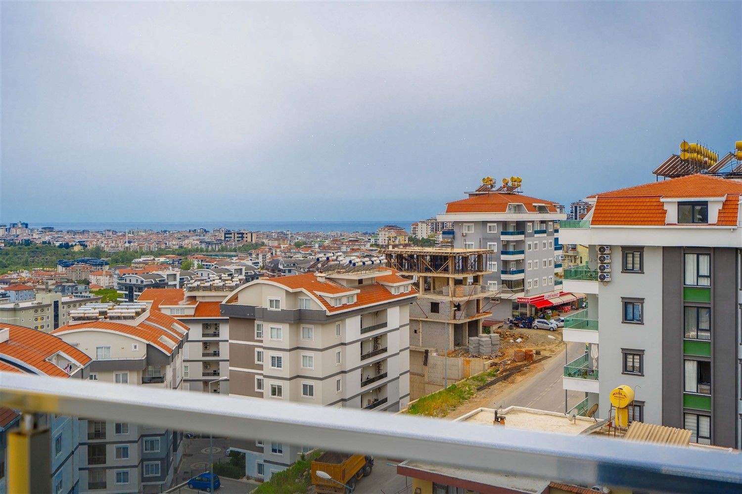 2 bedroom apartment with separate kitchen - Chiplakli district, Alanya