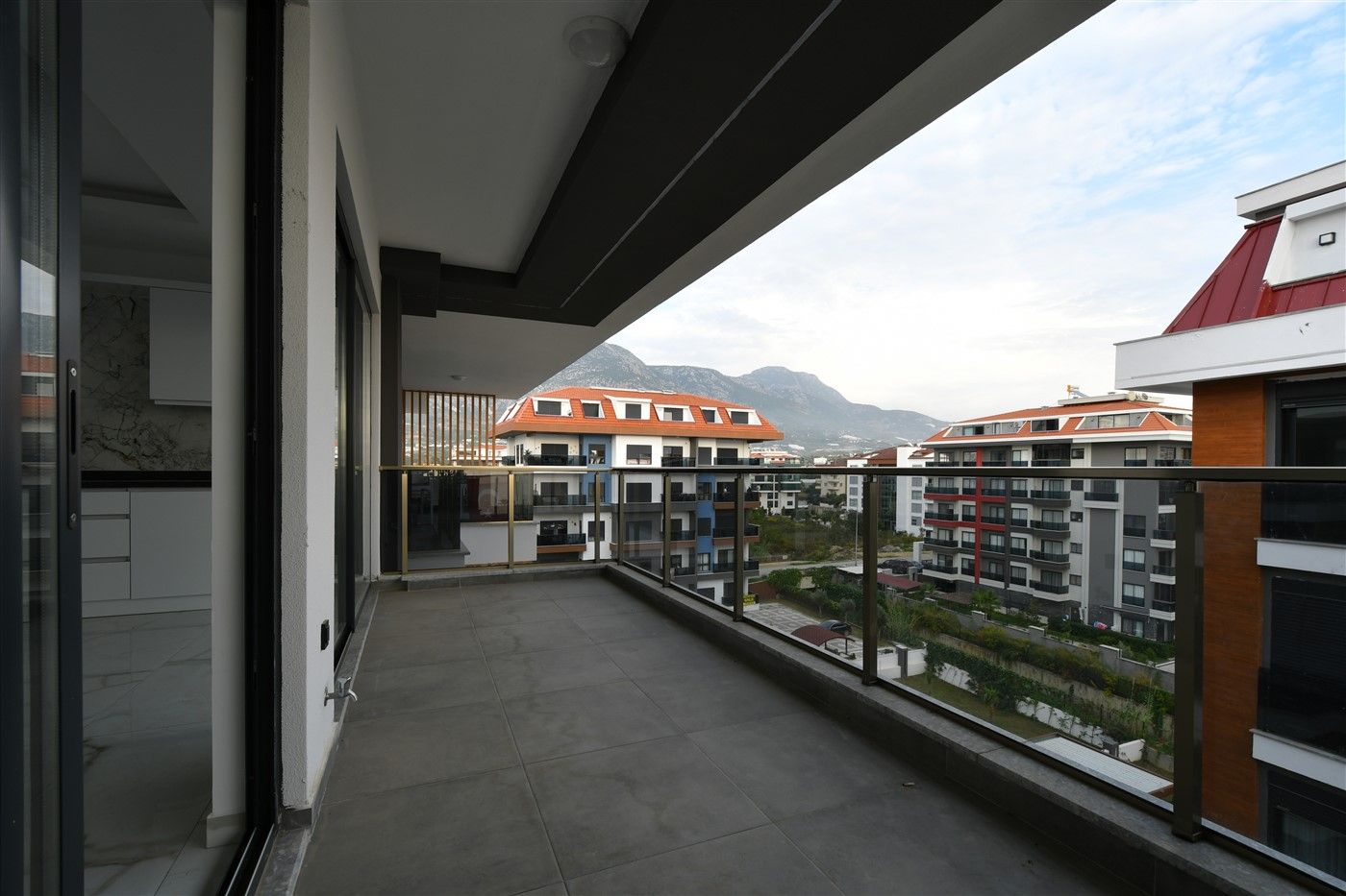 New duplex apartment 3+1, 50 m from the beach