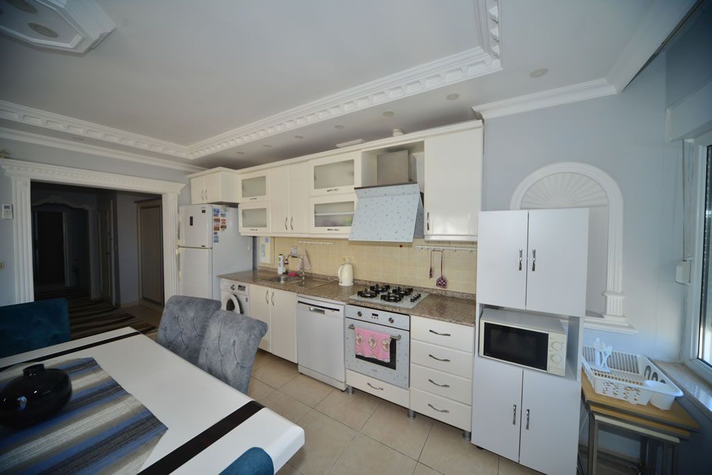 Apartment in popular district Mahmutlar