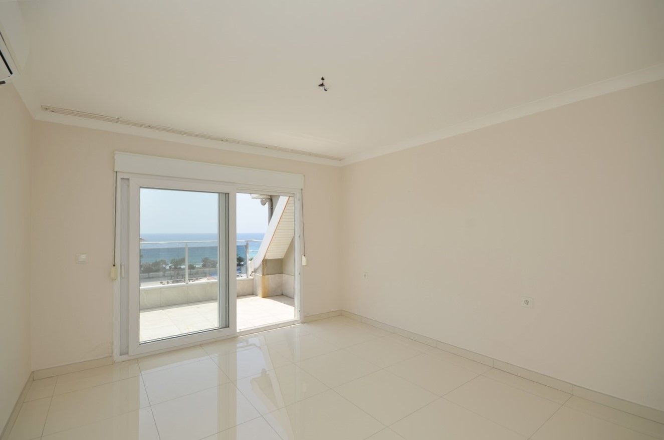 Sea view penthouse 2+1 in Kestel, Alanya