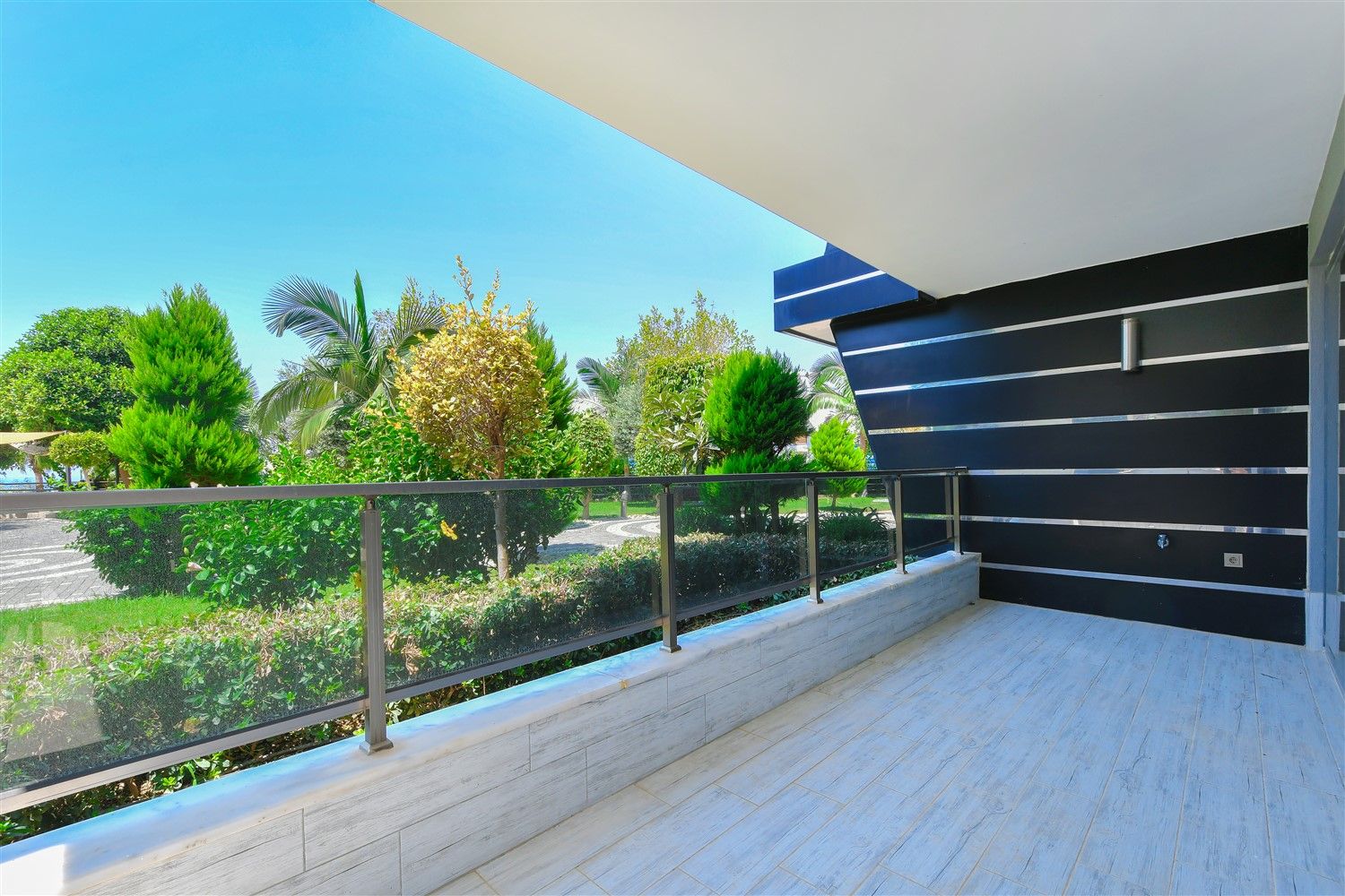 Garden duplex 3+1 with furniture, in Kargicak - Alanya