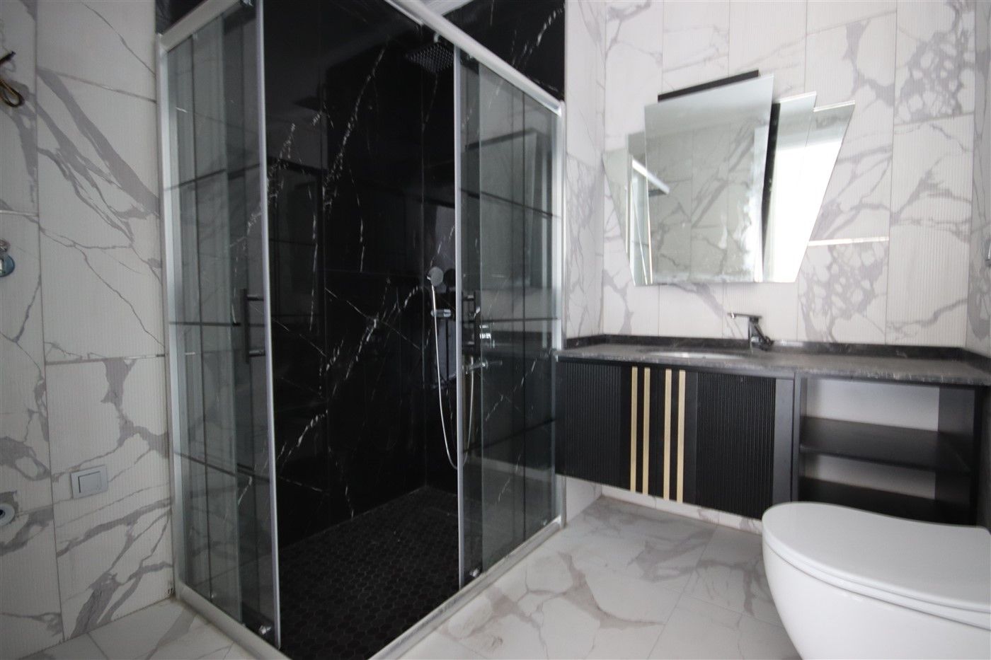 Spacious 2+1 penthouse in new complex - Oba district, Alanya