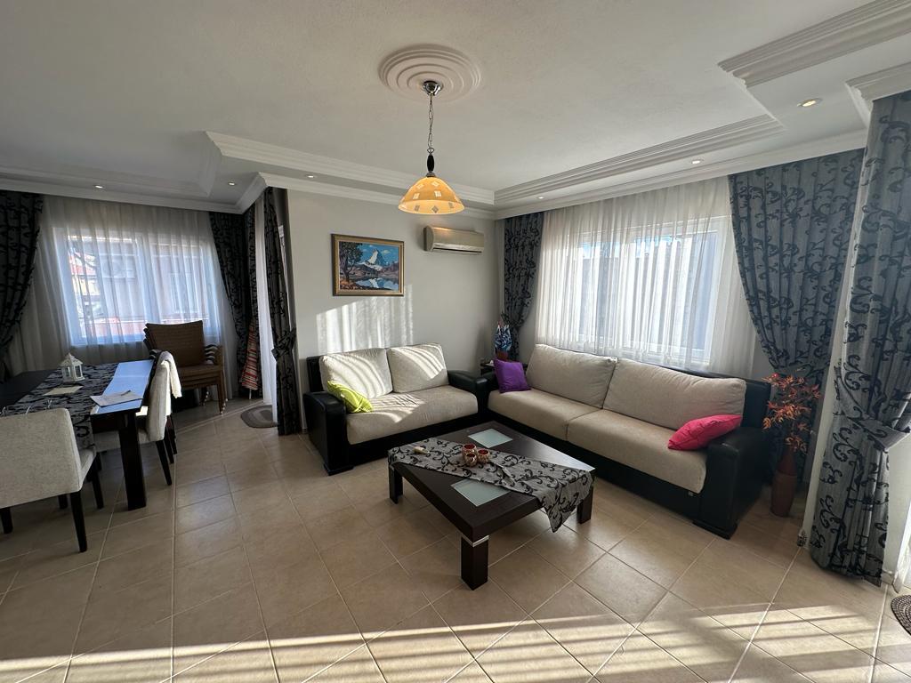 Furnished penthouse 4+1 at a super price, 350 m from the sea