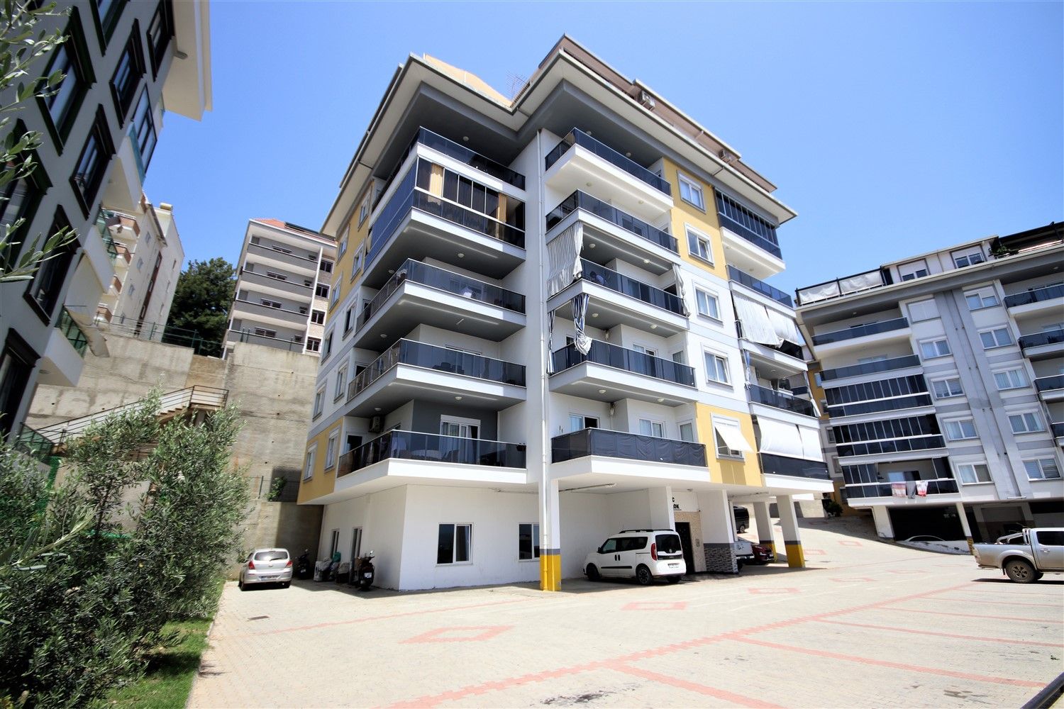 Large duplex apartment in Ciplakli distrift, Alanya