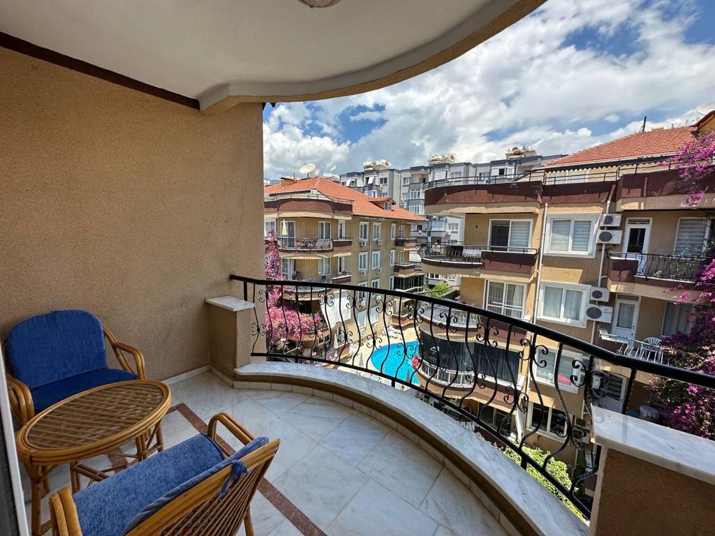 Furnished penthouse 3+2 in Oba district, Alanya