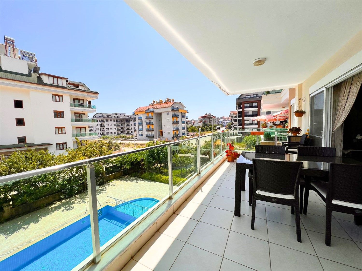 Apartment 2+1 with high cadastral value - Alanya, Oba